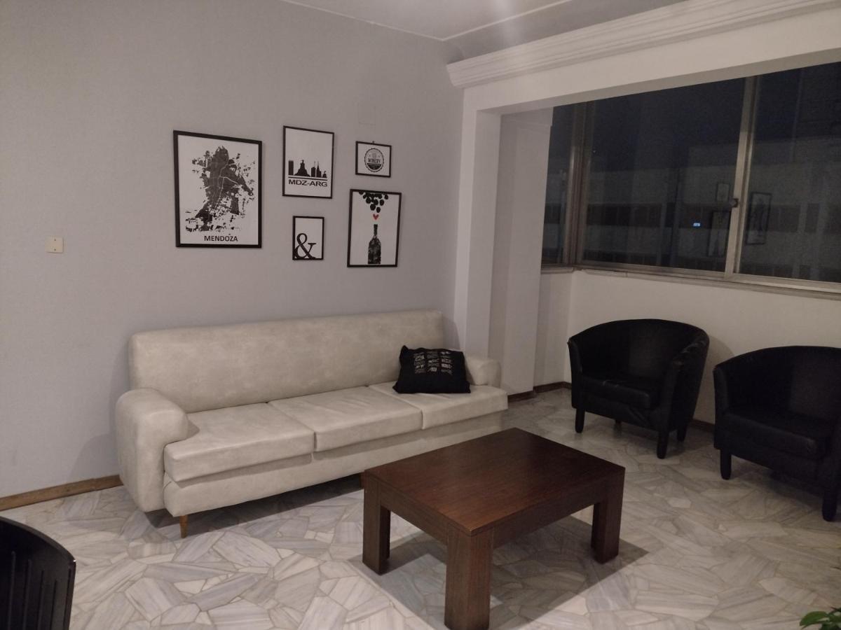 Garibaldi Apartment Mendoza Bagian luar foto